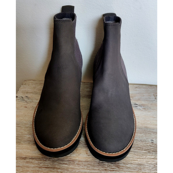 New EILEEN FISHER Lilou Wedge Chelsea Boot In Graphite Gray Leather Size 6M NWOT - Picture 4 of 8